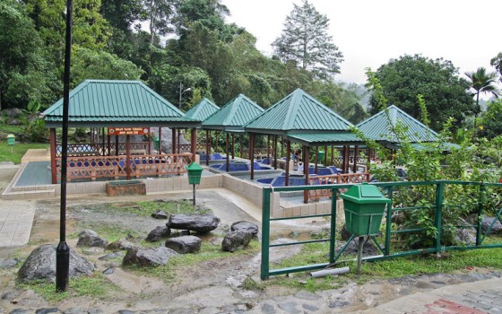 Kinabalu Park with Poring Hot Spring and Desa Farm